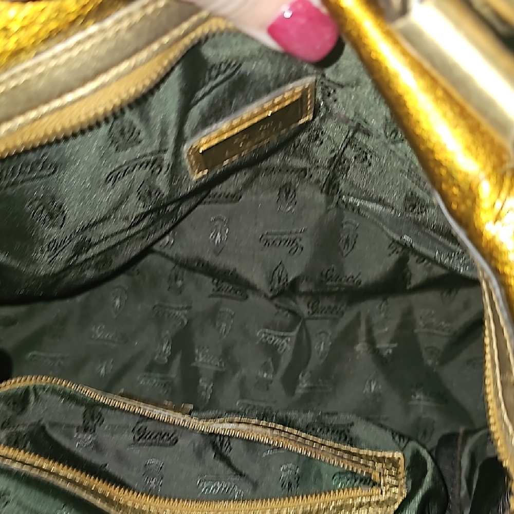 Gucci Hawaii  Exclusive Handbag - Picture 5 of 11